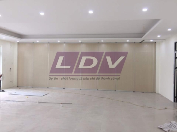 Công trình vách ngăn di động tại BQL Đầu tư và Xây dựng Hòa Nội