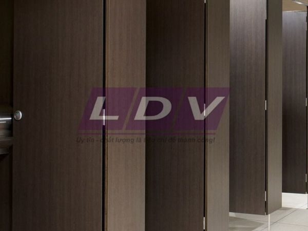 Tấm Compact là gì? Ưu điểm của vách ngăn vệ sinh Compact