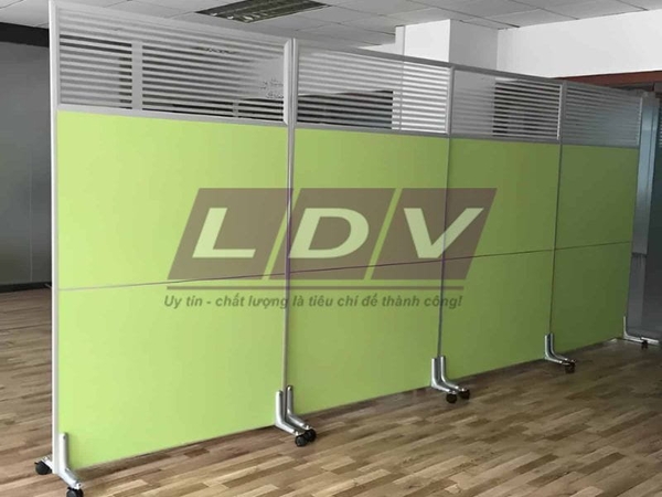 Vách ngăn di động có bánh xe và điều người mới nên biết