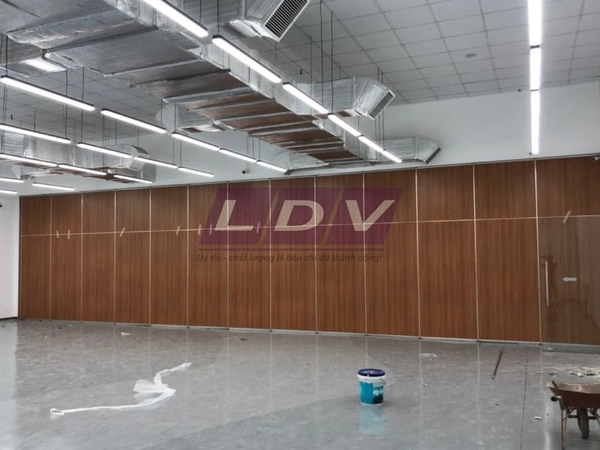 Báo giá chi tiết vách gỗ veneer & Đơn vị thiết kế uy tín