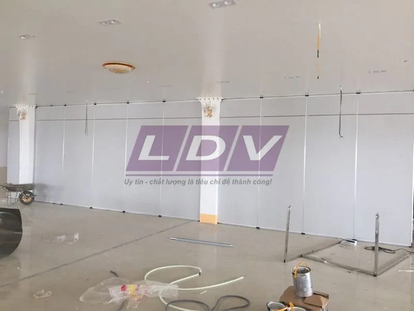 Tổng hợp 30+ mẫu vách ngăn nhà hàng, quán ăn siêu đẹp, siêu ấn tượng