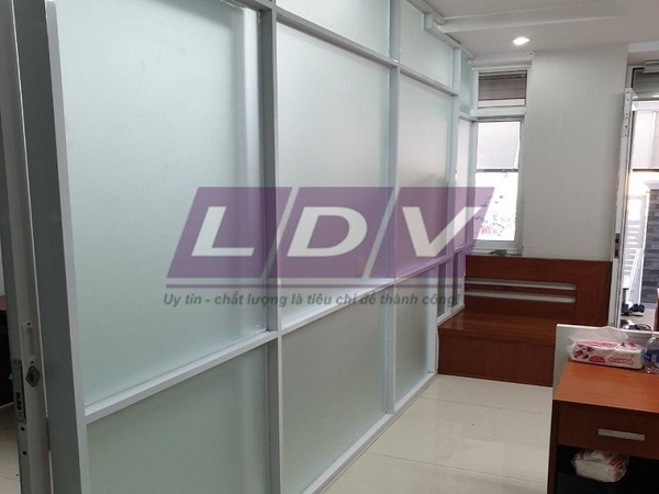 Công ty thi công vách ngăn phòng khám uy uy tín tại Việt Nam