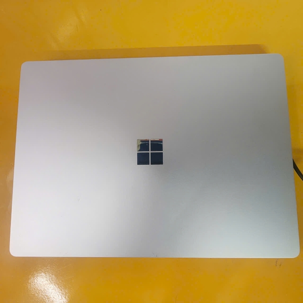 máy surface
