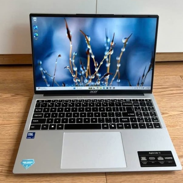 Màn hình laptop Acer Lite 16 AI AL16-71P