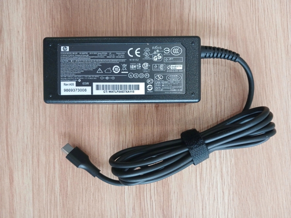 Sạc laptop HP Pro c640 chromebook 38u41uc
