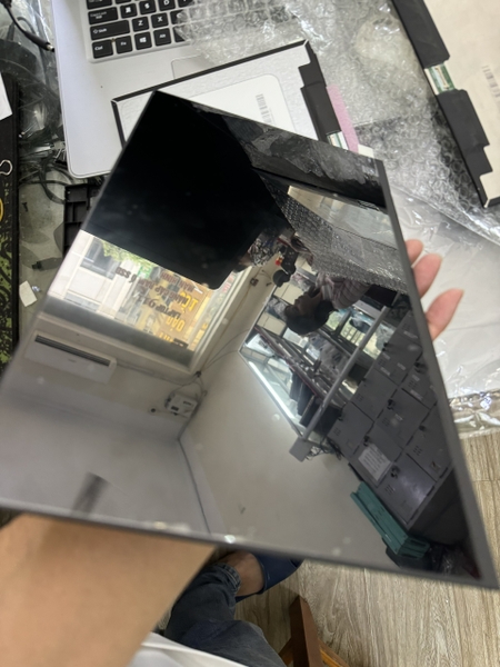 Màn hình Dell Latitude 5440 i7-1335U