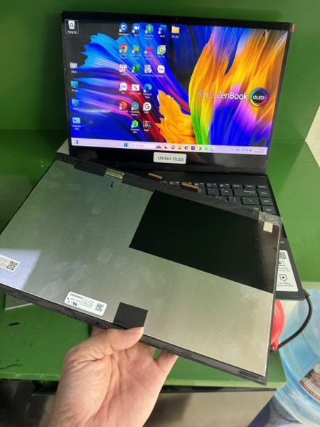 Màn hình laptop 13.3 Oled ATNA33XC11 FHD
