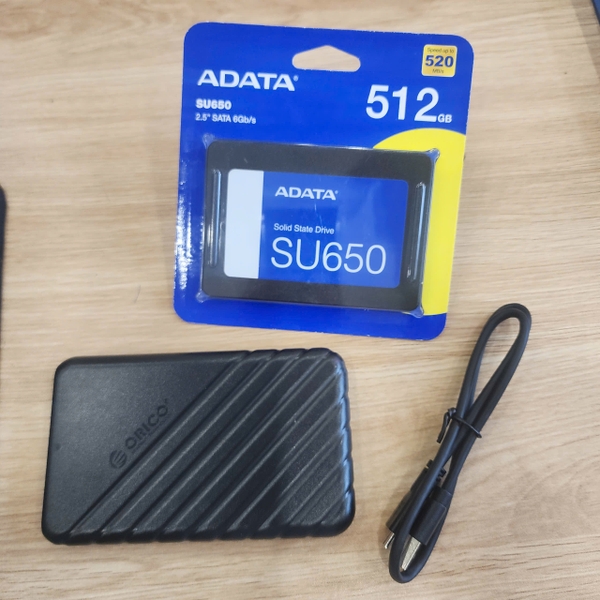 Ổ cứng di động SSD 2.5'' 512gb Adata SU650 chống va đập