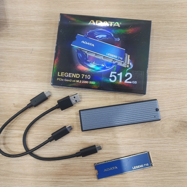 Ổ cứng di dộng SSD nvme 512g chống va đập