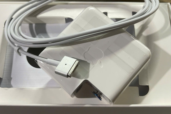 Sạc Macbook Pro 13 inch 2012 - Model A1425