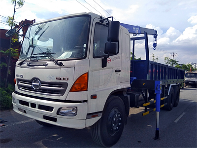 Xe tải Hino 15 tấn ( lắp cẩu Tadano 3 tấn 3 đốt)