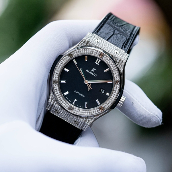 hublot-classic-fusion-full-pave-diamond-42mm-542-nx-1171-lr