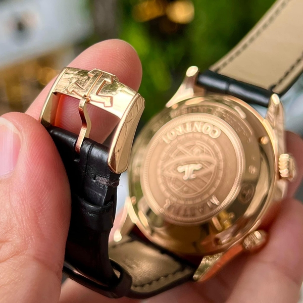 dong-ho-jaeger-lecoultre-master-control-memovox
