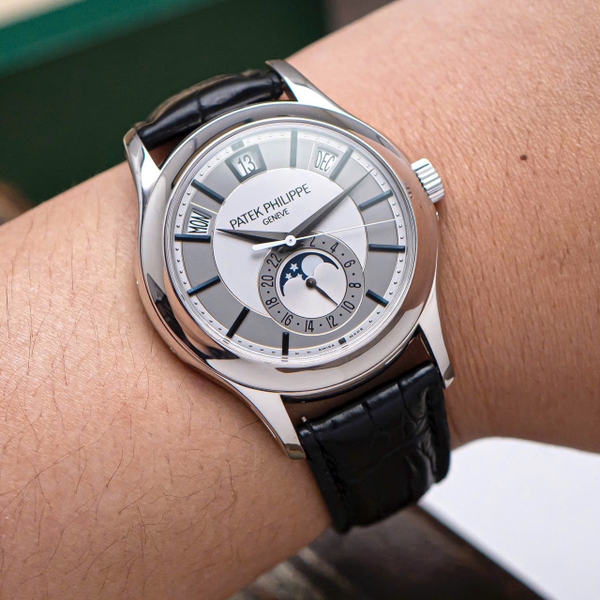 patek-philippe-complications-annual-calendar-moonphase-40mm-5205g-010-white-gold