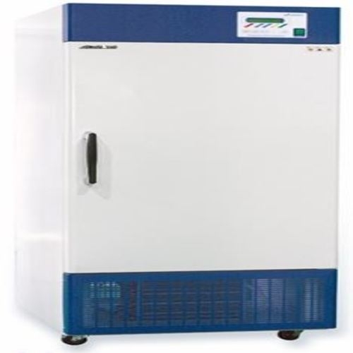 tu-am-lanh-150-lit-labtech-lbi-150e