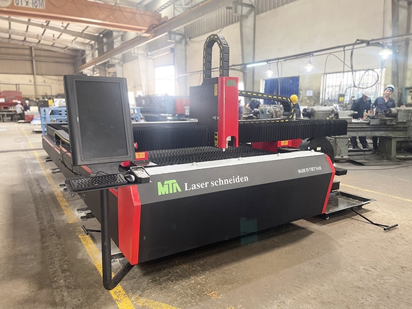 Máy Cắt Fiber Laser MTA-1560 6mx1.5m