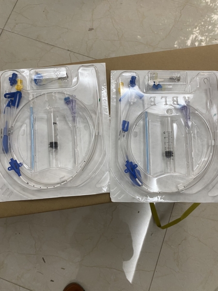 catheter-tinh-mach-trung-tam-2-nong-baihe-tq