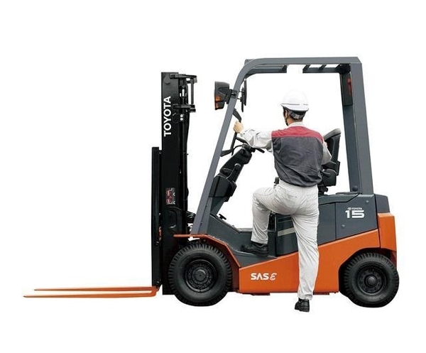 Hướng dẫn lái xe nâng điện trong việc lắp đặt sửa chữa cửa cuốn