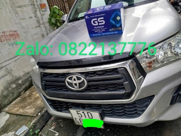 ac-quy-xe-toyota-hilux