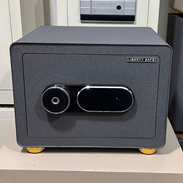 Két sắt Liberty LB30S mini thông minh mở bằng vân tay