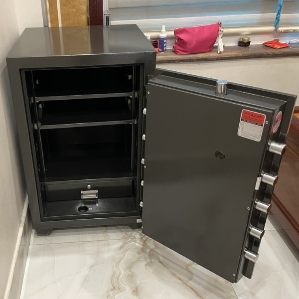 Két sắt siêu cường JP81C khóa cơ thép đúc 12ly chống cạy phá