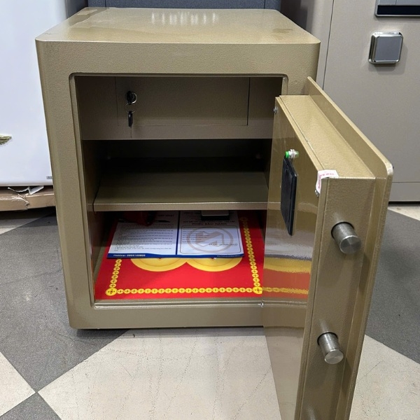 Két sắt Việt Nhật VN-56AH vân tay kết nối điện thoại màu trắng, xanh