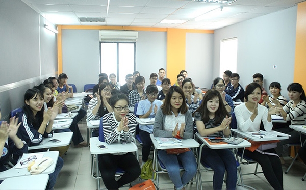 Học để trở thành giáo viên giảng dạy tiếng Anh – Nghề có thu nhập “khủng”