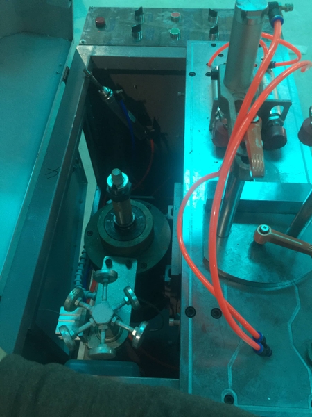 MÁY PHAY ĐỐ THAY DAO NHAH ( VIDEO)