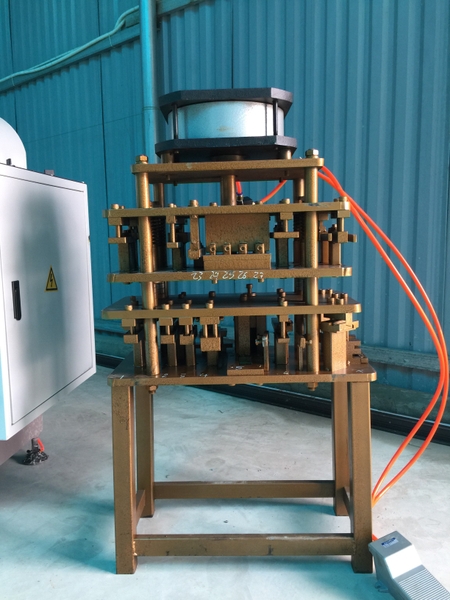 MÁY ĐỘT DẬP HƠI XINGFA 93,PMA, Xingfa 31 dao