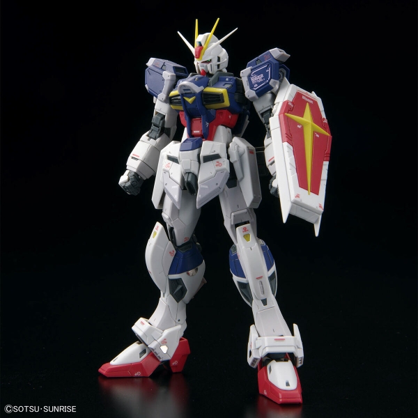 Mô hình Gundam Bandai RG 39 Force Impulse Gundam Spec II 1/144