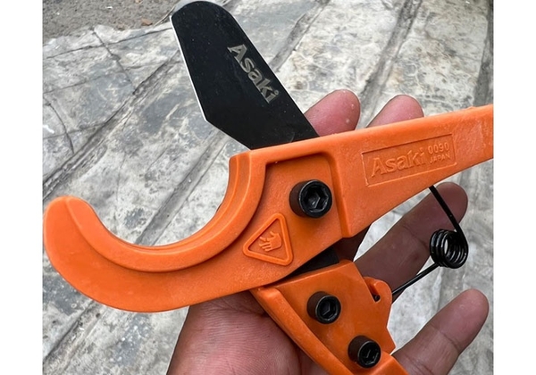 Kéo cắt ống nhựa PVC 33mm Asaki AK-0090