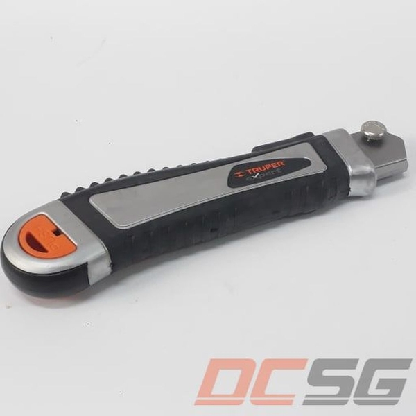 Dao rọc giấy cán bằng thép 25mm Truper 17902