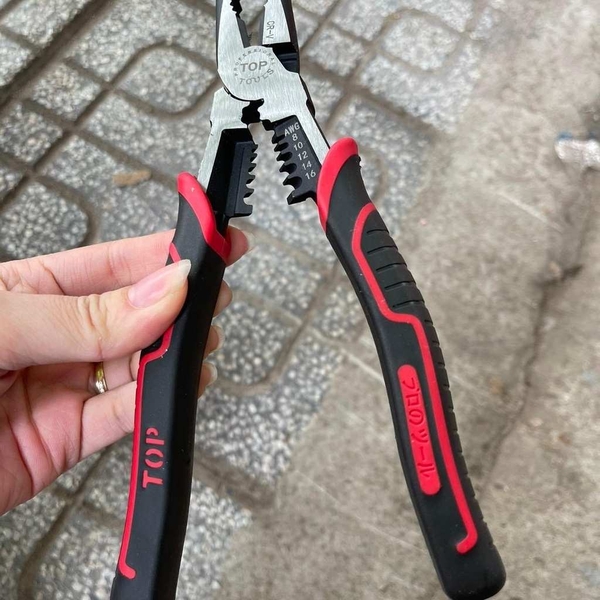 Kìm nhọn đa năng thép CRV 225mm TOP LU-KNH225