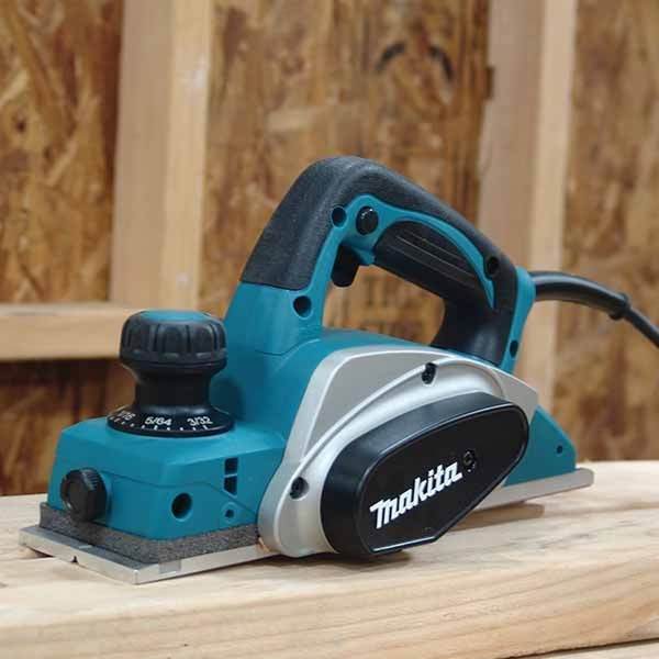 Máy bào 82mm dùng điện Makita KP0800X