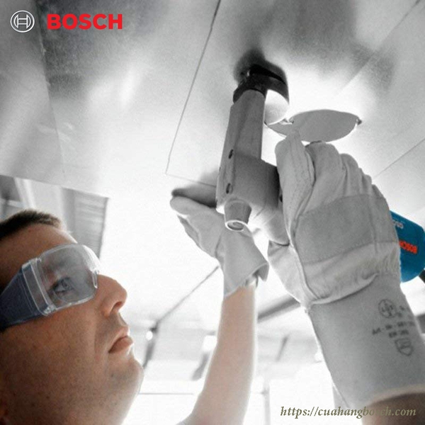 Máy cắt Bosch GSC 2,8