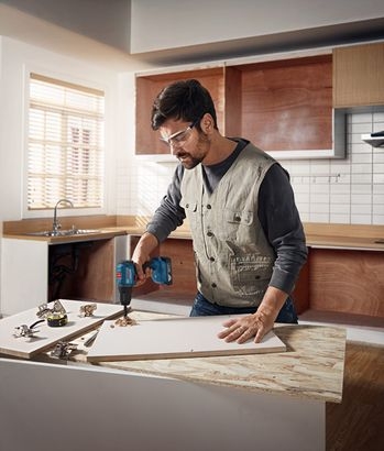 Máy khoan vặn vít dùng GSR 185-LI Bosch