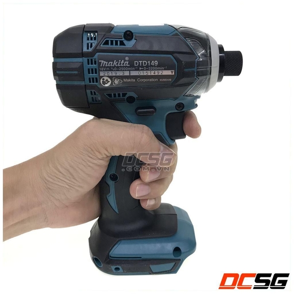 Máy vặn vít 165N.m dùng pin 18V Makita DTD149Z (không pin sạc)