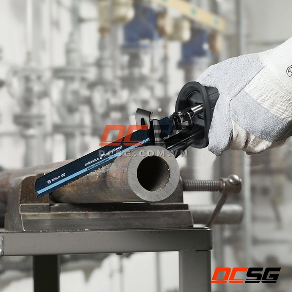 Lưỡi cưa kiếm cắt sắt 225x25x0.9mm S1137BEF Bosch 2608658994