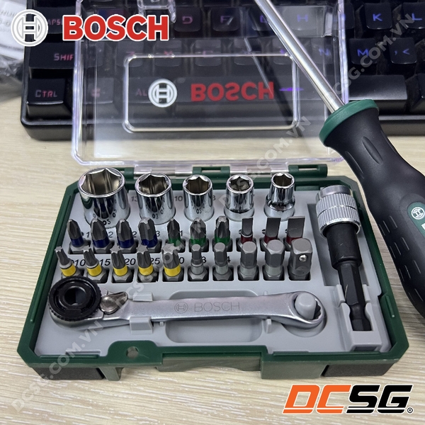 Bộ mũi vặn vít kèm tay vặn 28 chi tiết Bosch 2607017331