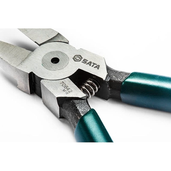 Kiềm cắt thẳng SATA