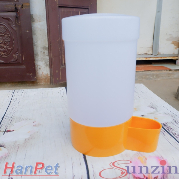 HP-Bình uống nước gia cầm tự động cấp nước - Dạng trụ đứng đặt nền (18x10cm) - máng uống chim cảnh gà chọi, gà tre, gà-HP10410TC
