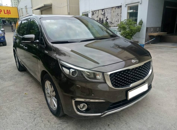 Cho thuê xe 7 chỗ Kia Sedona 2019