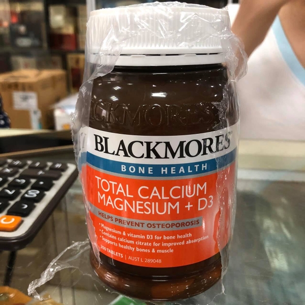 blackmores-total-calcium-magnesium-d3-200-vien