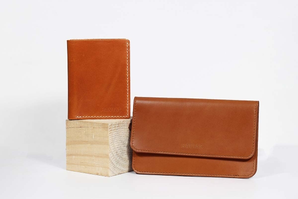 Bóp ví da thật nam nữ HAVIAS Couple Ví The Momo & Venumi Wallet Yellow Brown