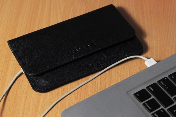 Ví Da The Momo2 Handcrafted Wallet Đen mill