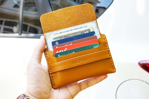 Ví da Smile8_Màu vàng bò_chất liệu Shell Cordovan _1