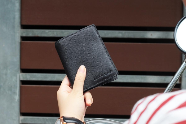 Ví da đứng Gen8 Handcrafted Wallet đen