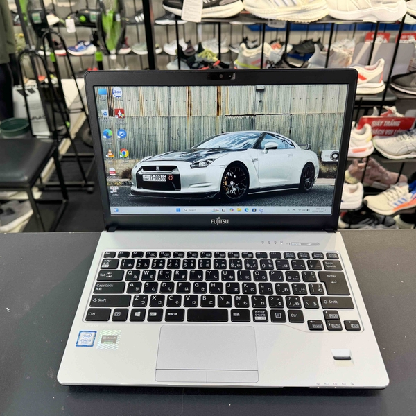 Đã qua sử dụng】Fujitsu LIFEBOOK S938/S Core i5-8250U 1.6GHz | RAM 