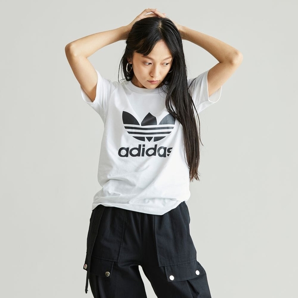 Ao Phong Adidas N Chinh Hang Ao thun Ba La Classics Adicolor Tr ng JapanSport GN2899