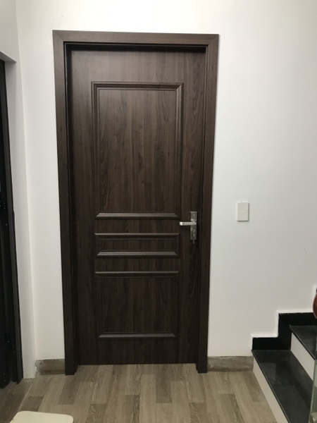cửa thông phòng màu óc chó